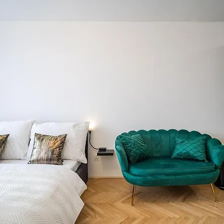 Stylish With Balcony Apartment