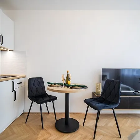 Апартаменты Stylish With Balcony